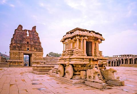 Southern Stories: Temples, Trains & Tranquility